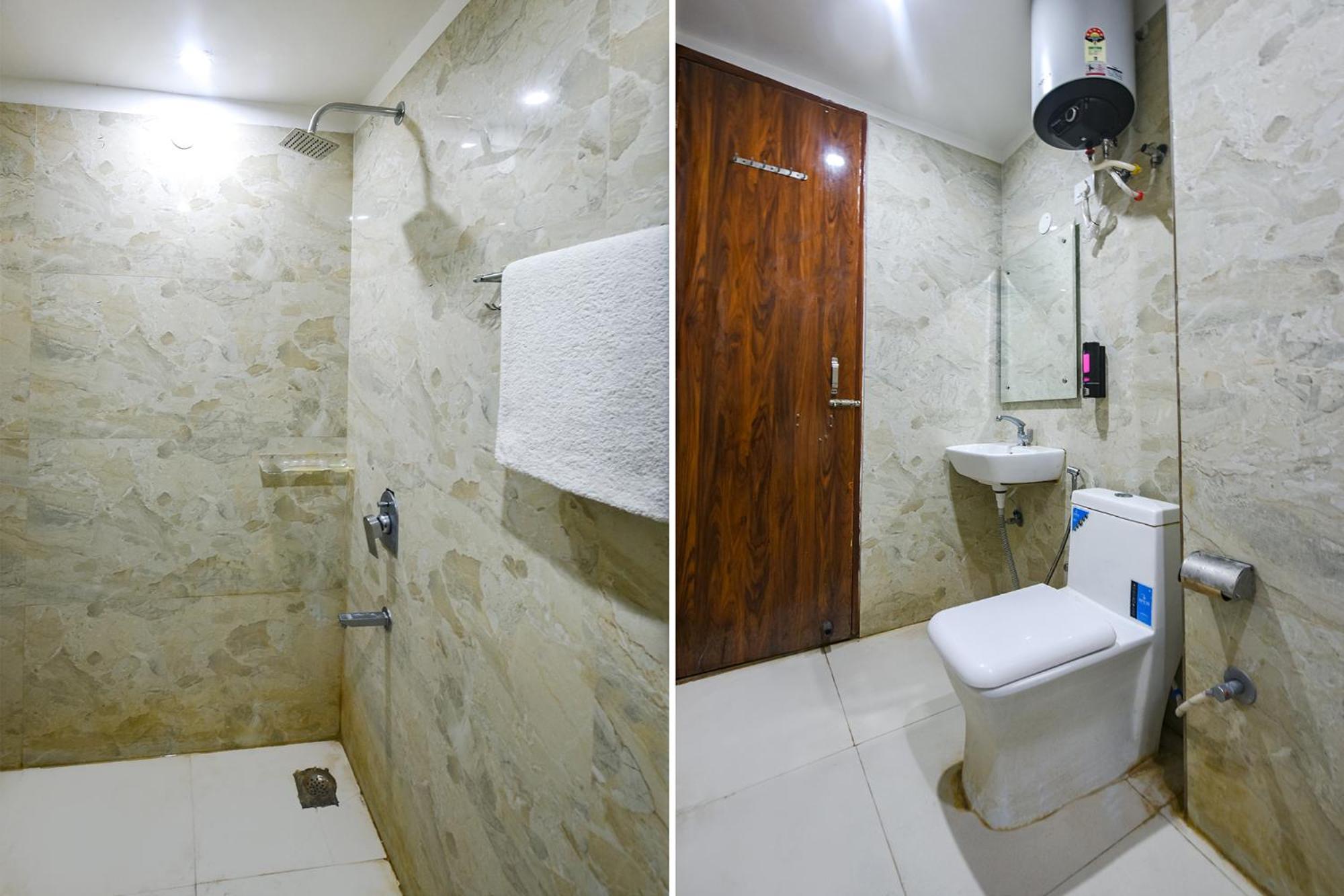 Fabhotel Wonderland Studio Rooms Gurgaon Exterior photo