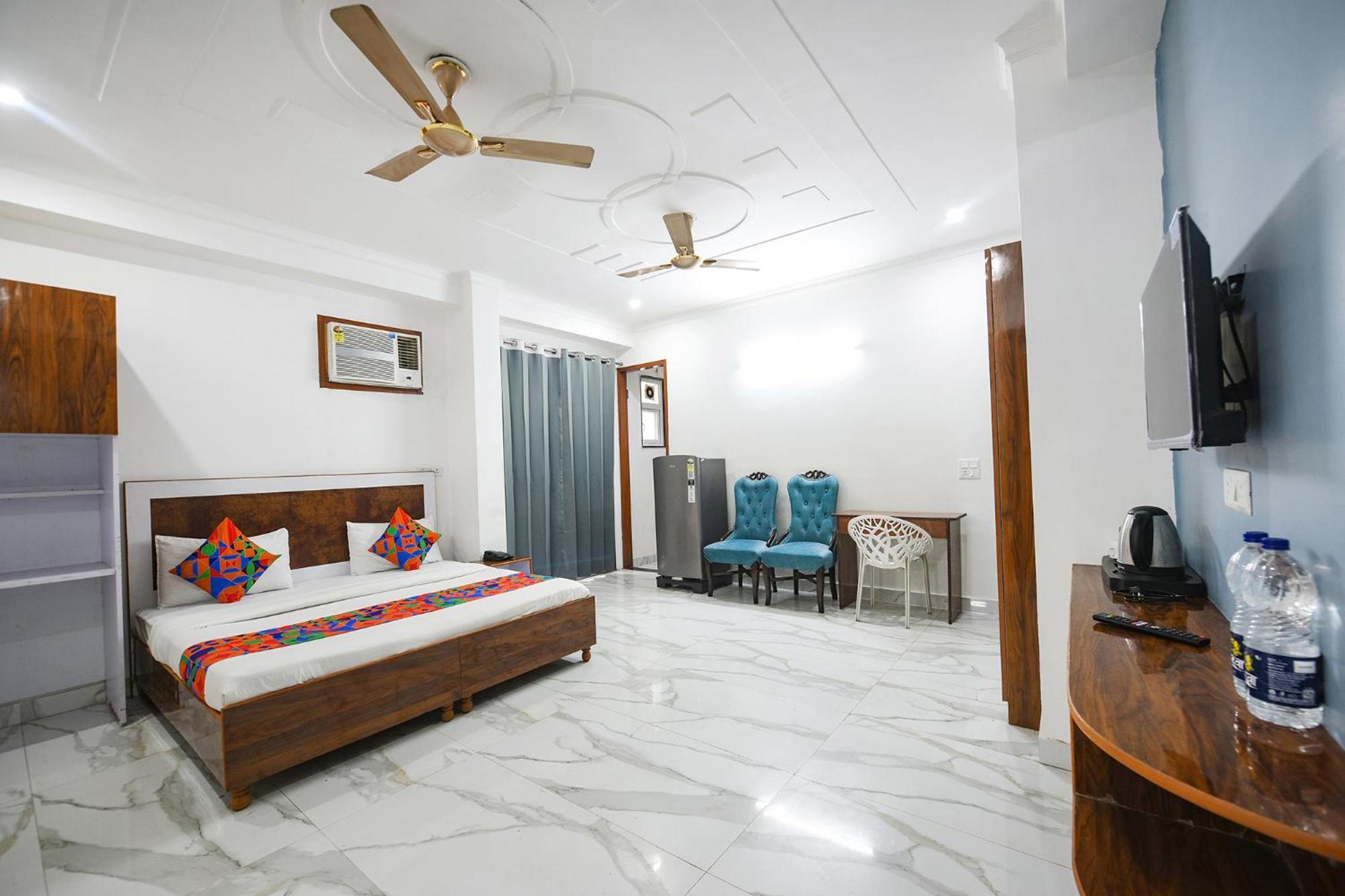 Fabhotel Wonderland Studio Rooms Gurgaon Exterior photo